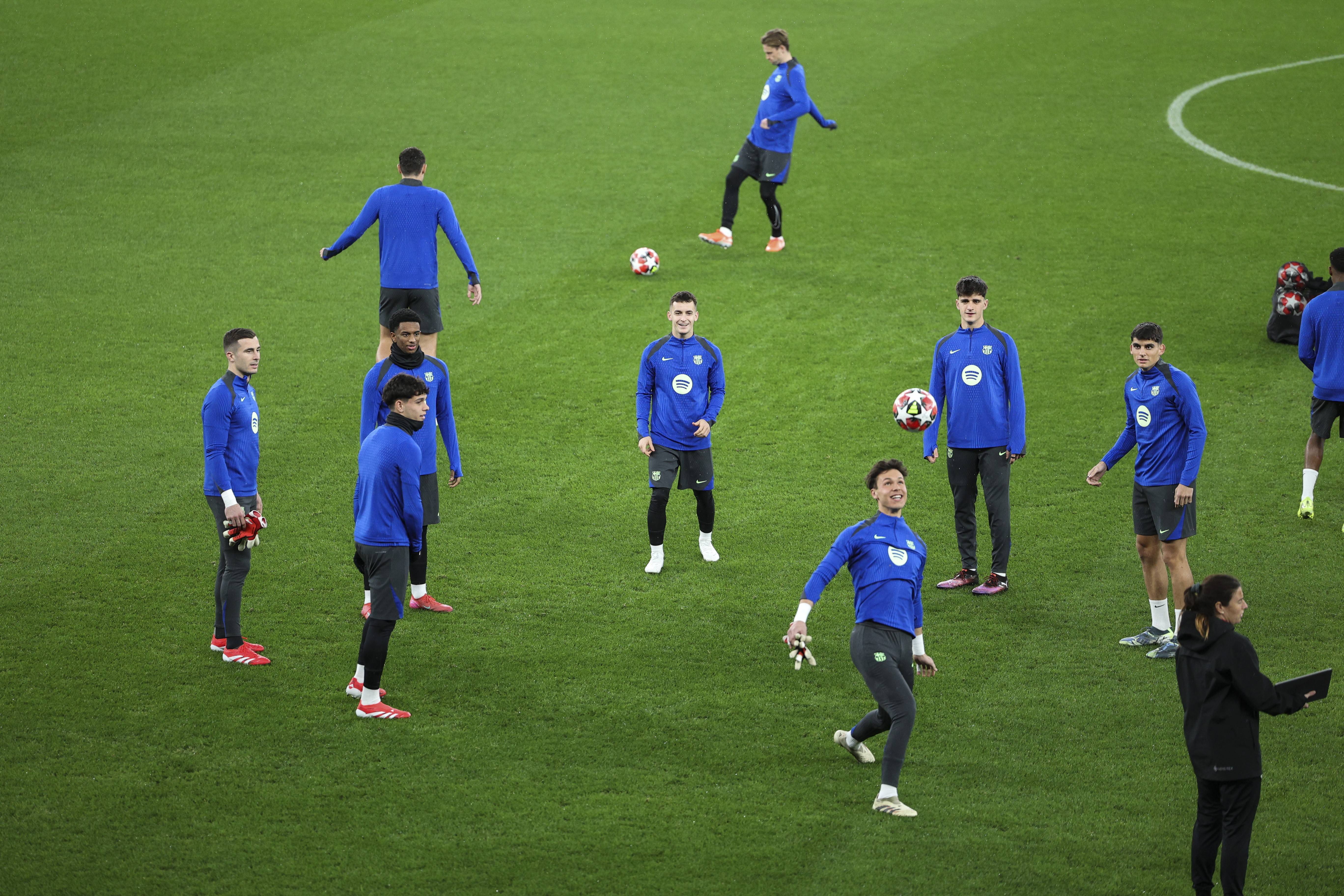 奥地利队备战预选赛，全队备战雄心勃勃备战