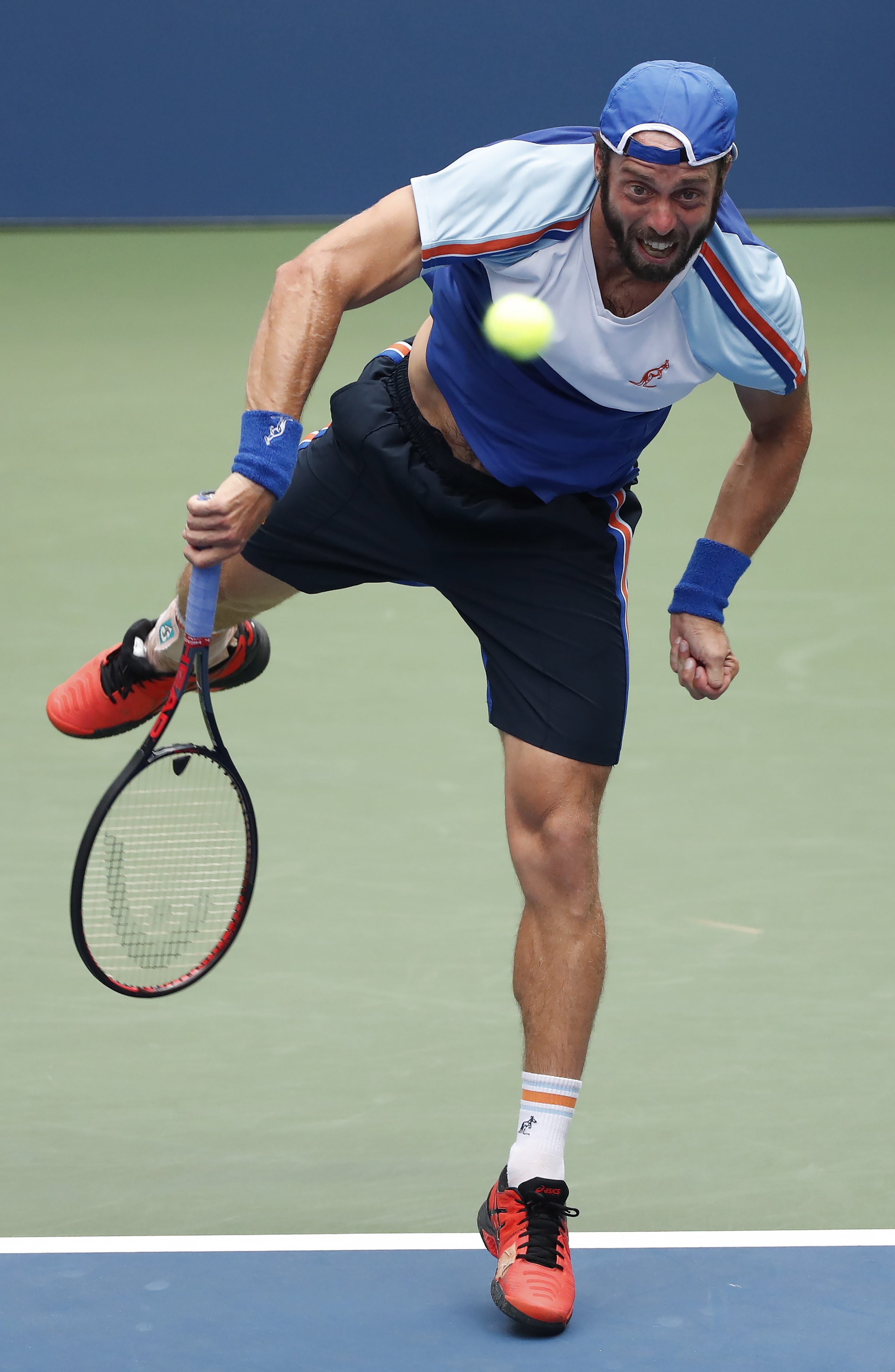 欧洲网球队完胜澳大利亚网球队，瓦林卡绝境逆转