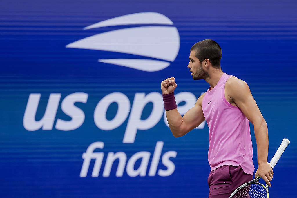 熊猫直播tv-意大利网球队强势美国网球队，阿尔卡拉斯统治全场