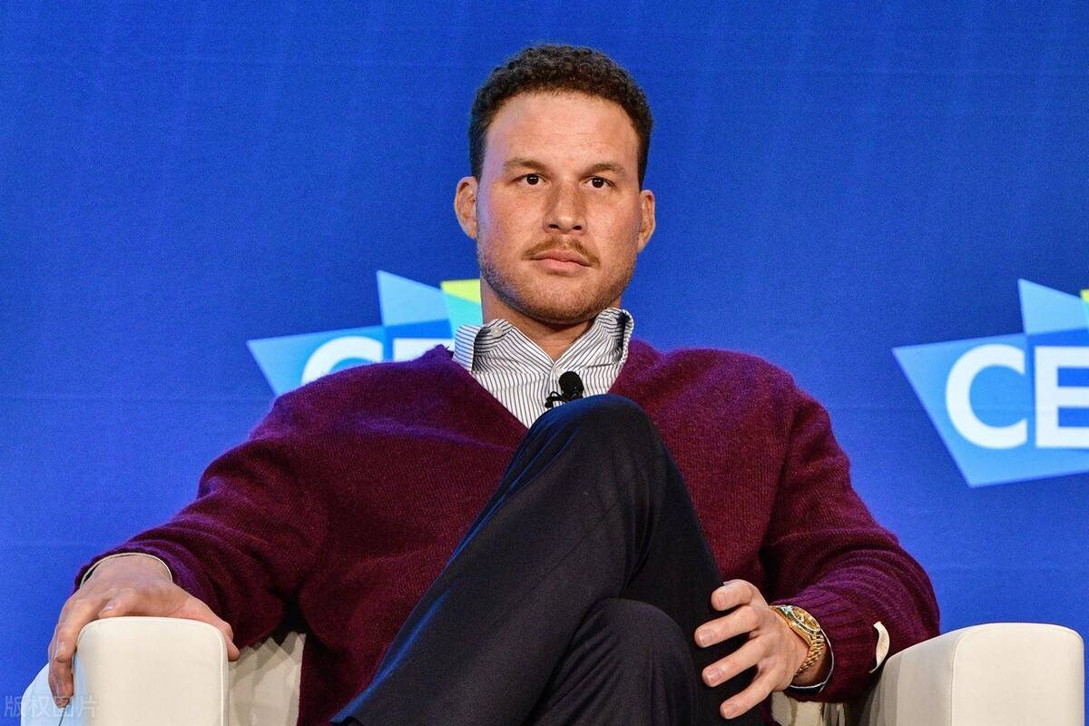 活塞客场惊险胜魔术，格里芬关键时刻发威