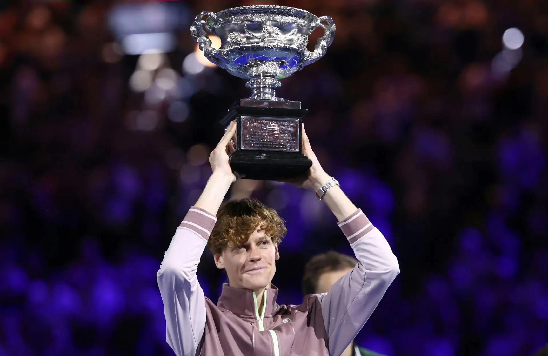 熊猫体育手机客户端-西班牙网球队碾压日本网球队，费德勒爆发神勇