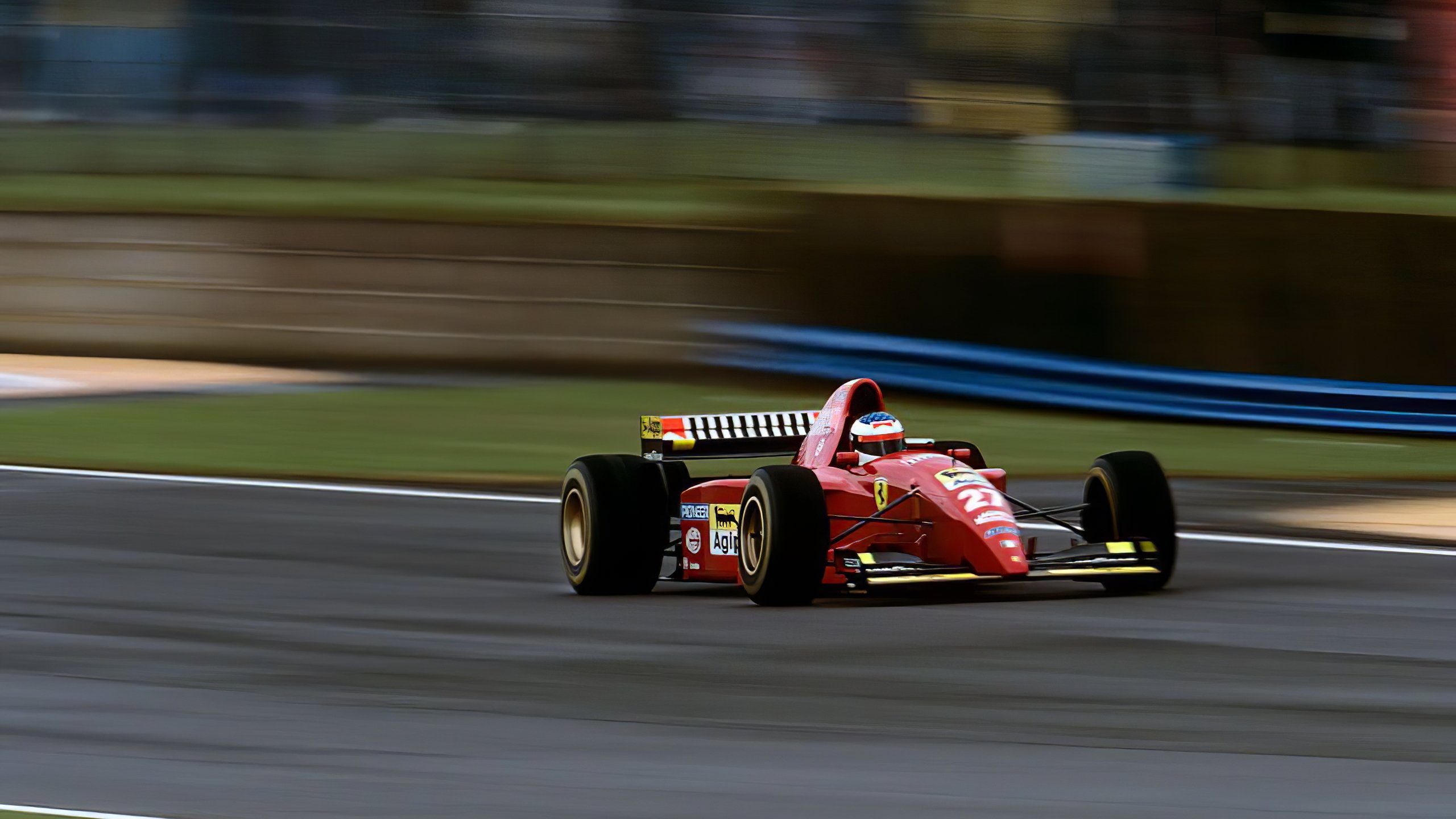 唯一之战，迈凯伦银箭刺穿雷诺防线，周冠宇用关键制胜书写历史注脚